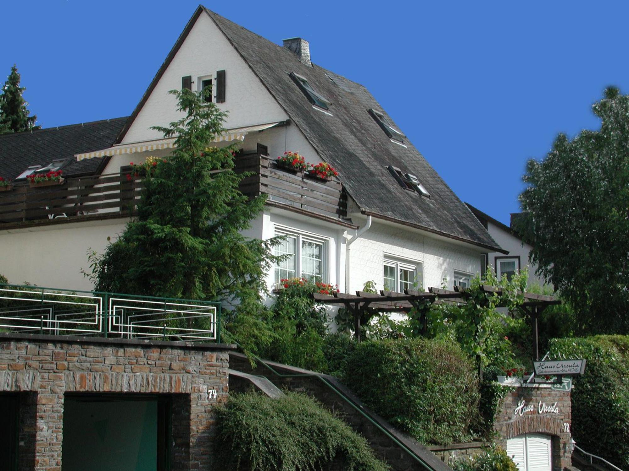 Haus Uebernachtenswert Cochem Mosel Εξωτερικό φωτογραφία