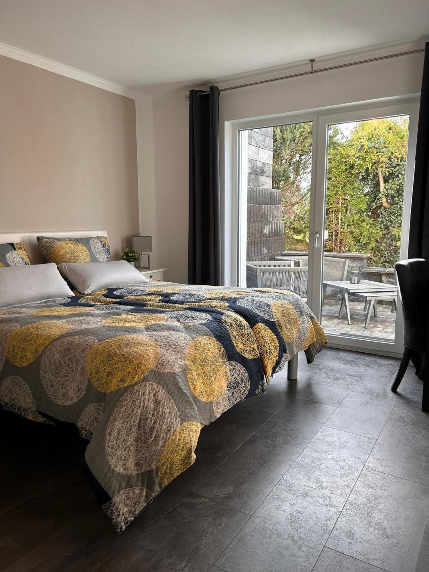 Haus Uebernachtenswert Cochem Mosel Εξωτερικό φωτογραφία