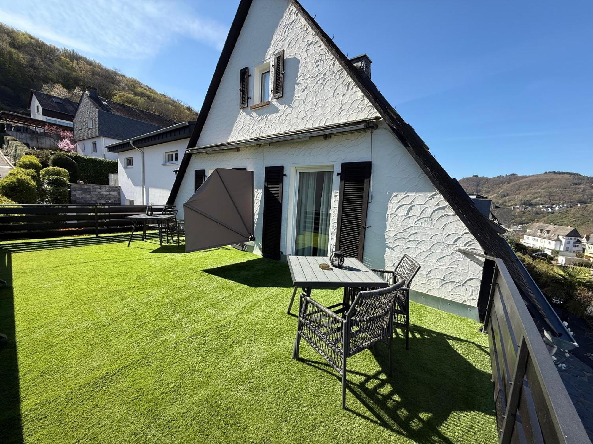 Haus Uebernachtenswert Cochem Mosel Εξωτερικό φωτογραφία