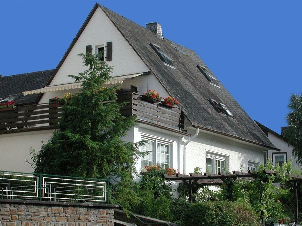 Haus Uebernachtenswert Cochem Mosel Εξωτερικό φωτογραφία