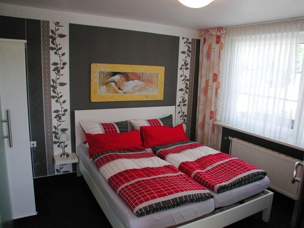 Haus Uebernachtenswert Cochem Mosel Εξωτερικό φωτογραφία