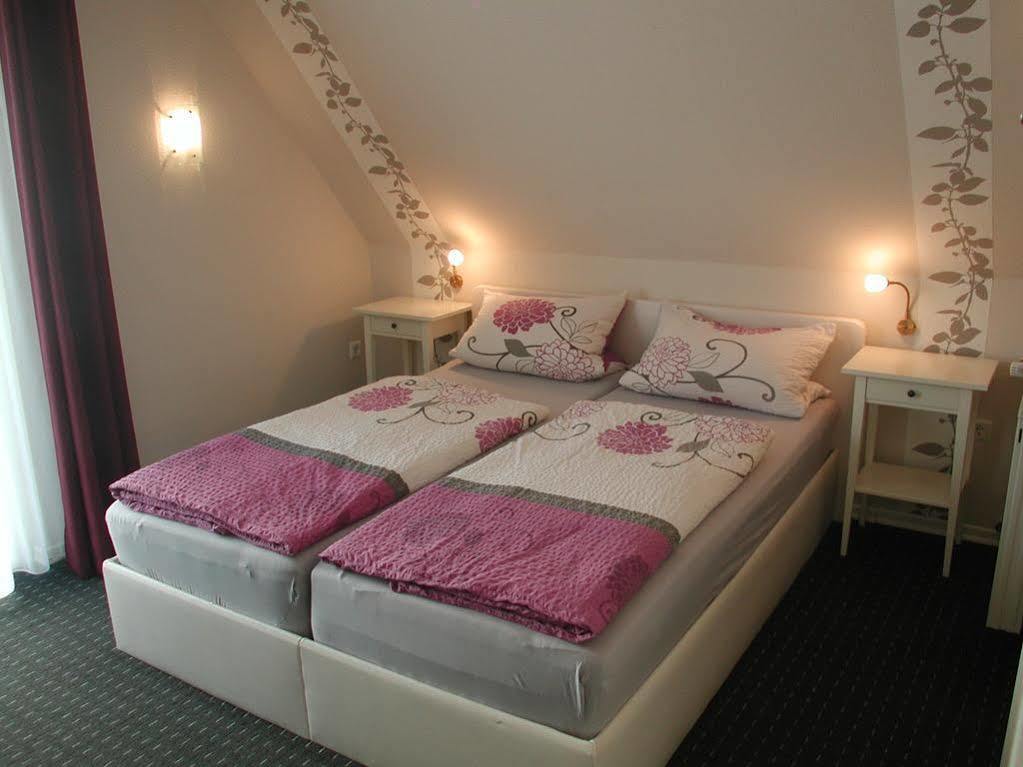 Haus Uebernachtenswert Cochem Mosel Εξωτερικό φωτογραφία